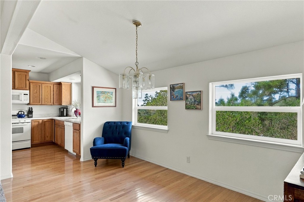 2050 Pierce Ave, Cambria, CA 93428