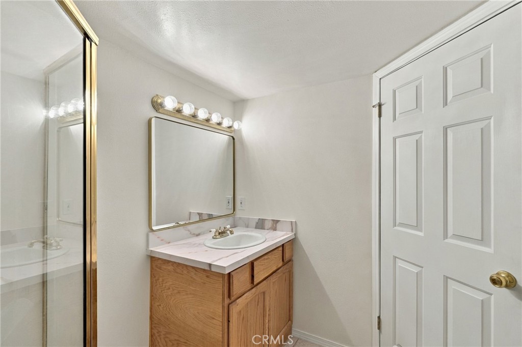 2050 Pierce Ave, Cambria, CA 93428