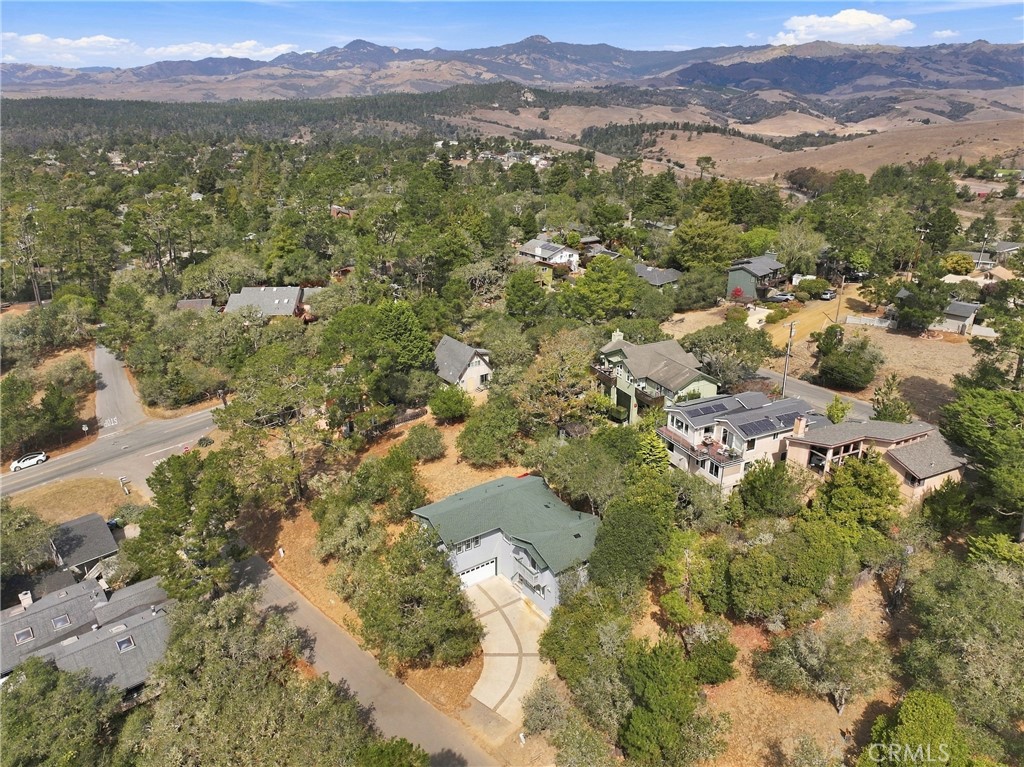 2050 Pierce Ave, Cambria, CA 93428