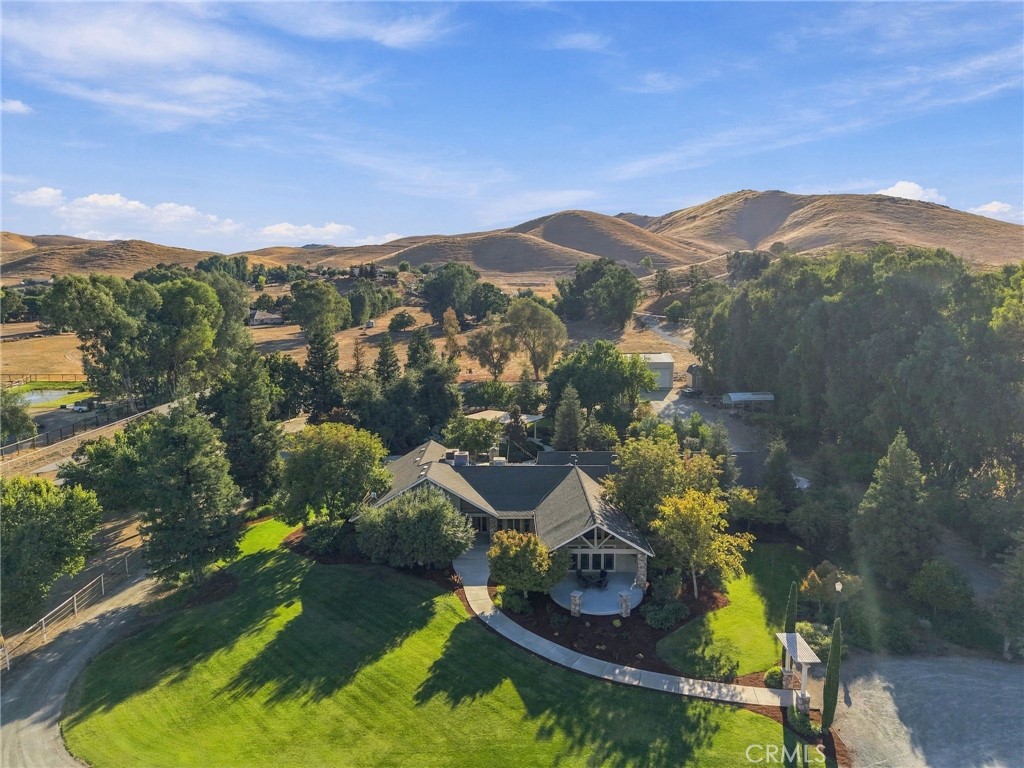 31255 Palm Dr, Exeter, CA 93221
