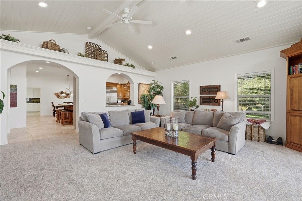 31255 Palm Dr, Exeter, CA 93221