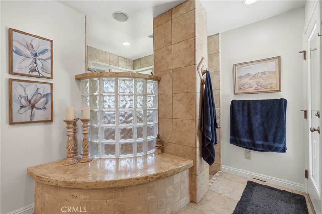 31255 Palm Dr, Exeter, CA 93221