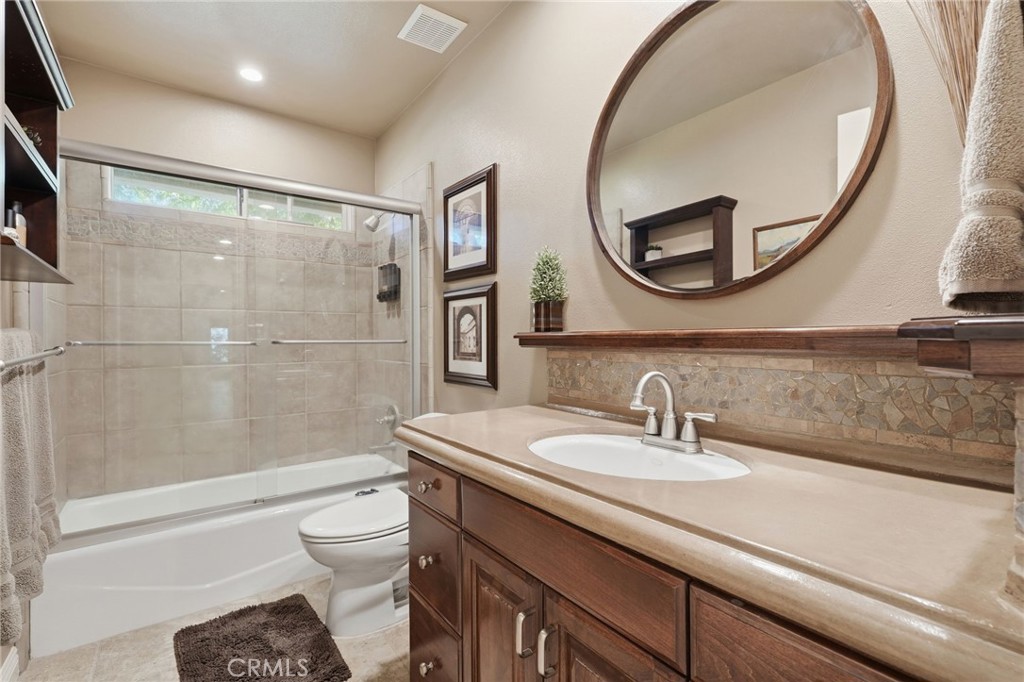 31255 Palm Dr, Exeter, CA 93221
