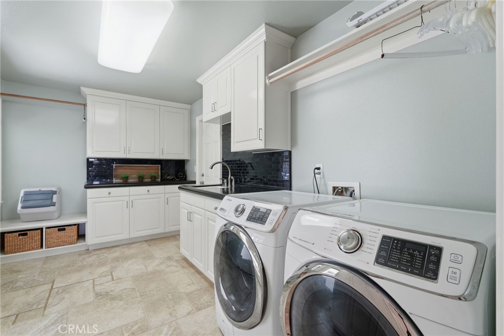 31255 Palm Dr, Exeter, CA 93221