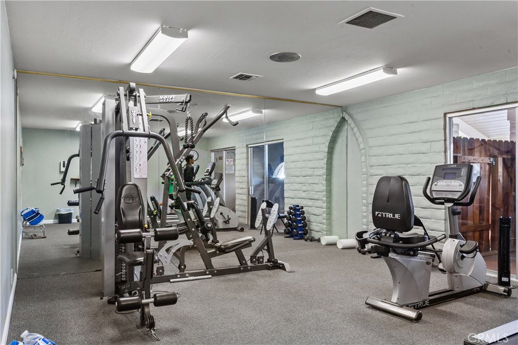 1716 Carolyn Dr #106, San Luis Obispo, CA 93405