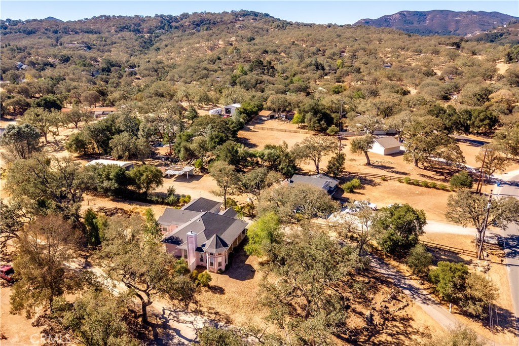 10045 E Old Morro, Atascadero, CA 93422
