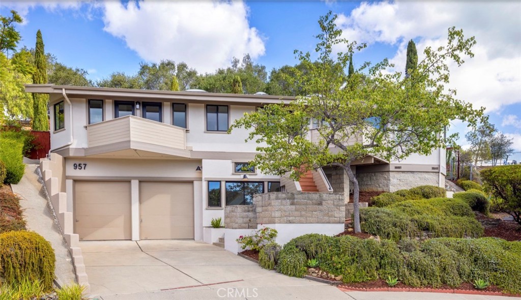 957 Skyline Dr, San Luis Obispo, CA 93405