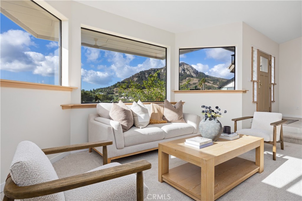 957 Skyline Dr, San Luis Obispo, CA 93405