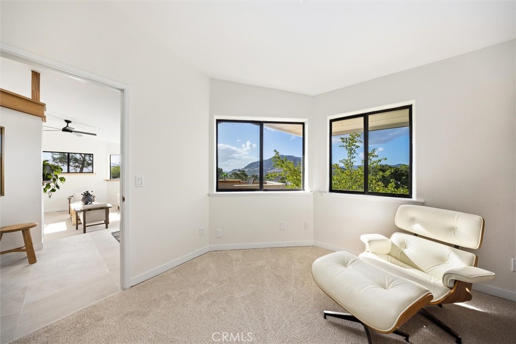 957 Skyline Dr, San Luis Obispo, CA 93405