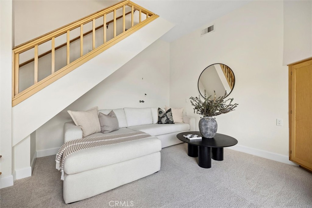 957 Skyline Dr, San Luis Obispo, CA 93405