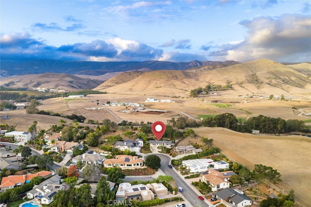 957 Skyline Dr, San Luis Obispo, CA 93405