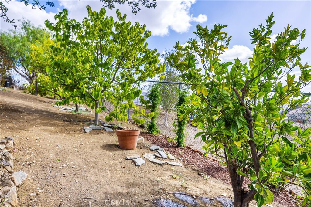 957 Skyline Dr, San Luis Obispo, CA 93405