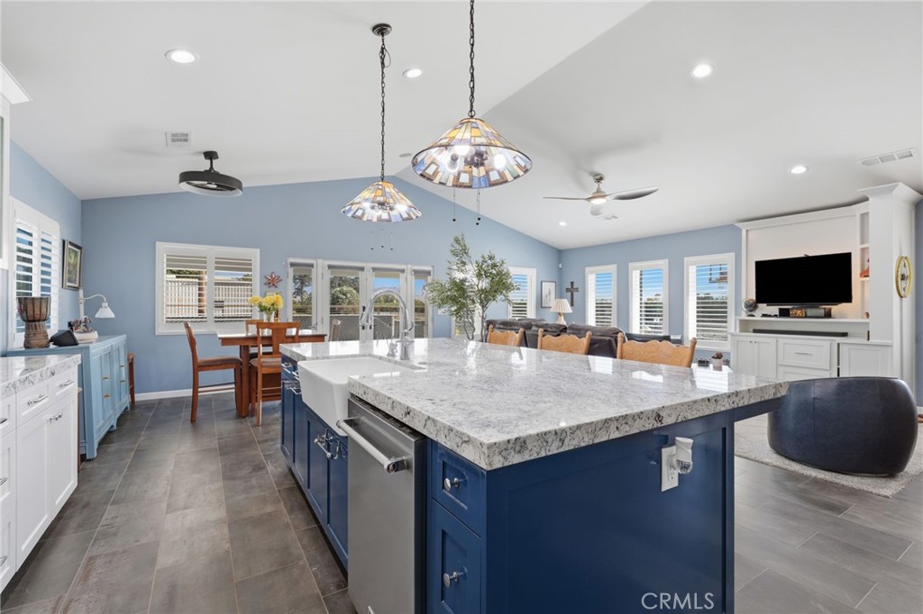 1644 W Marinette Ave, Exeter, CA 93221