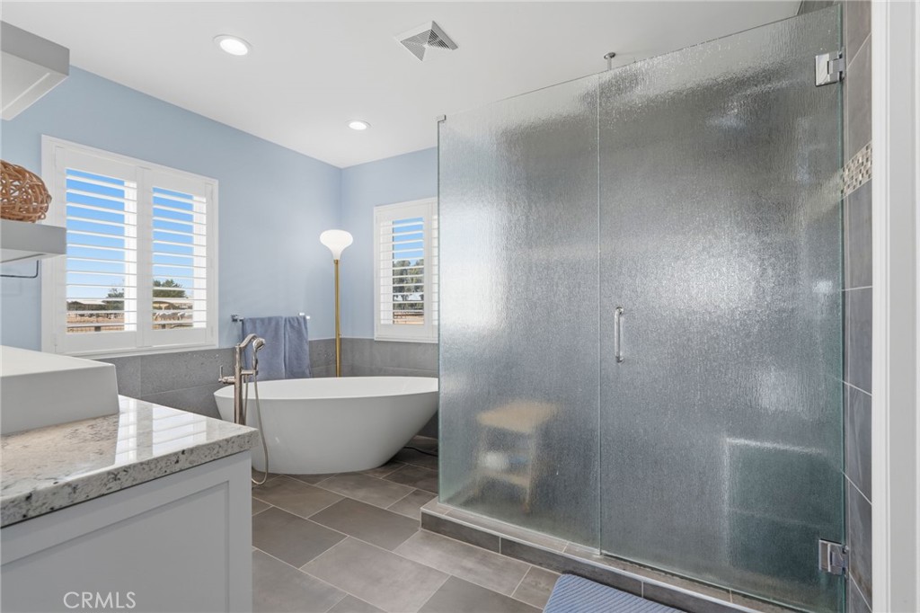 1644 W Marinette Ave, Exeter, CA 93221