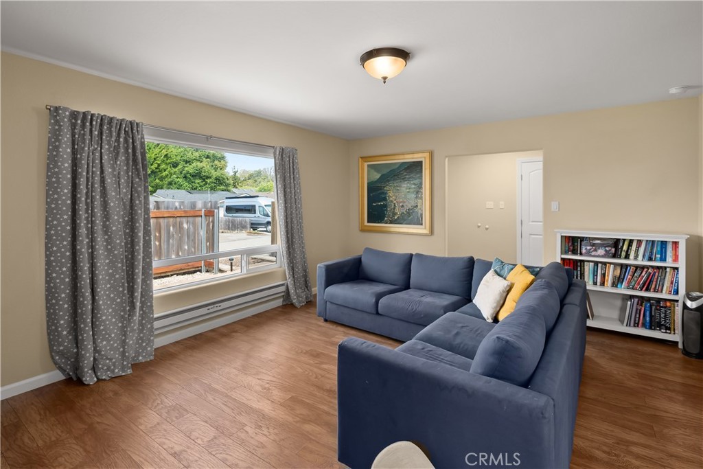 557 Mitchell Dr, Los Osos, CA 93402