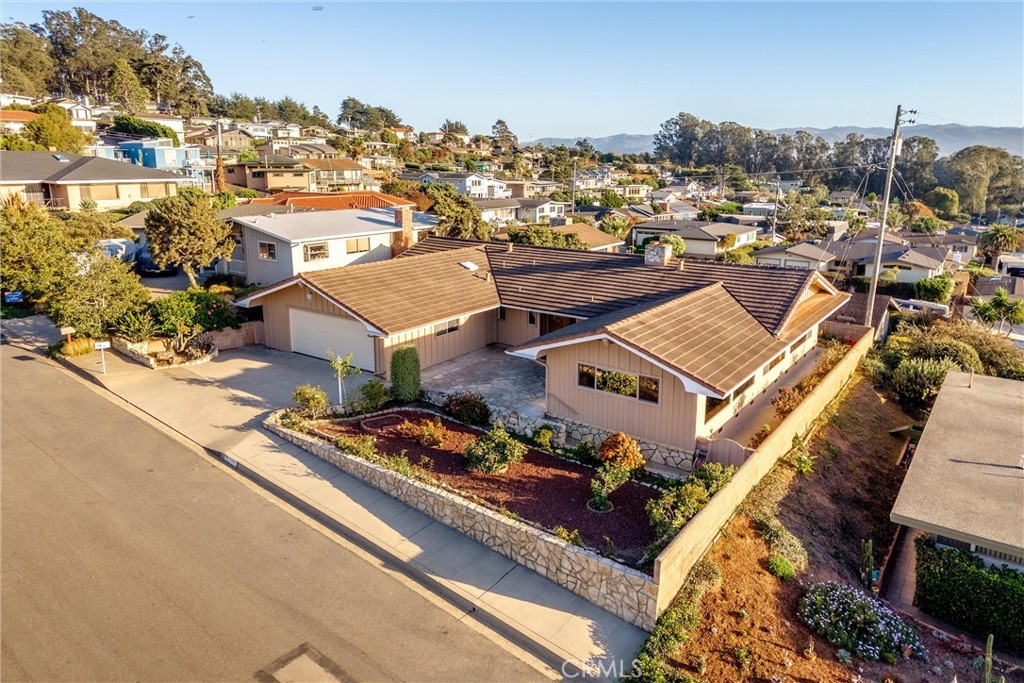 740 Alta Ct, Morro Bay, CA 93442