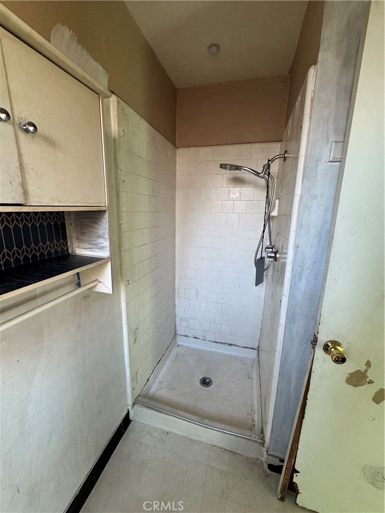 107 W Richert, Clovis, CA 93612
