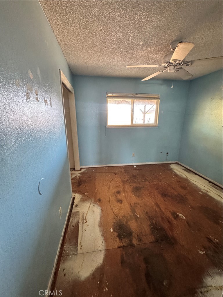 107 W Richert, Clovis, CA 93612