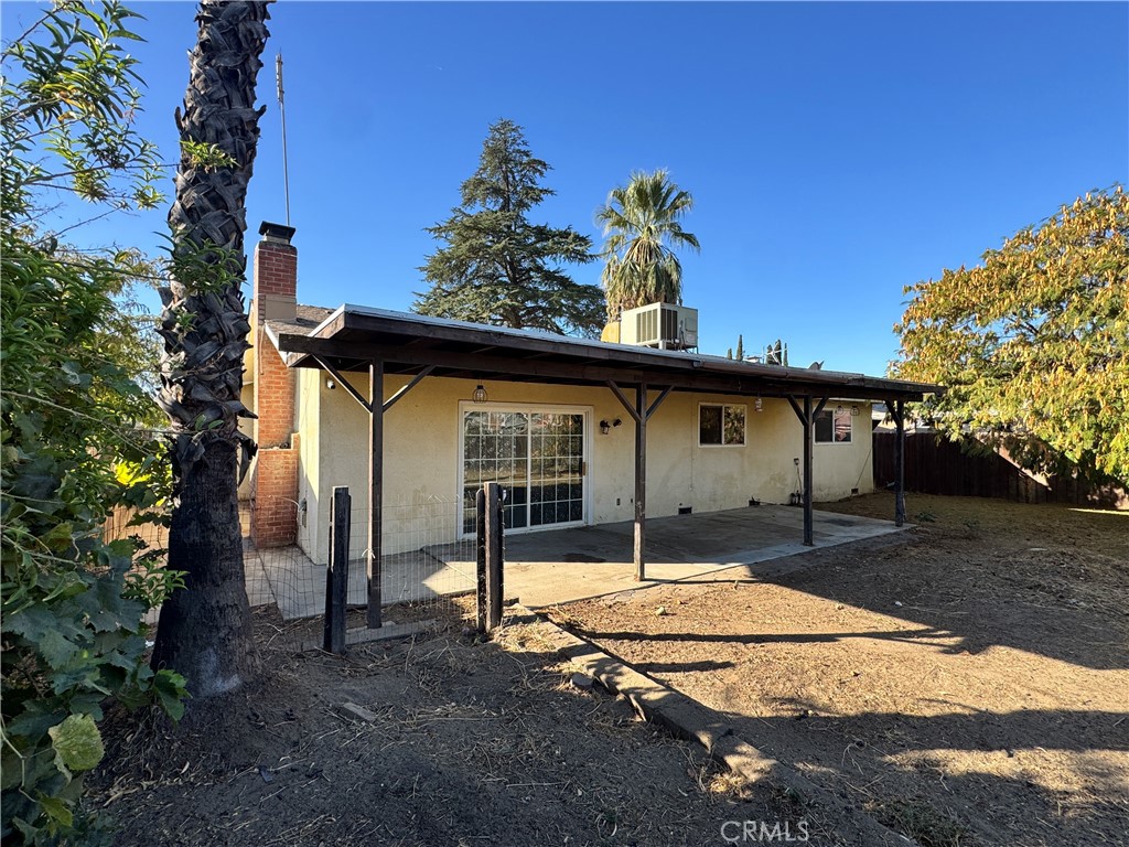 107 W Richert, Clovis, CA 93612