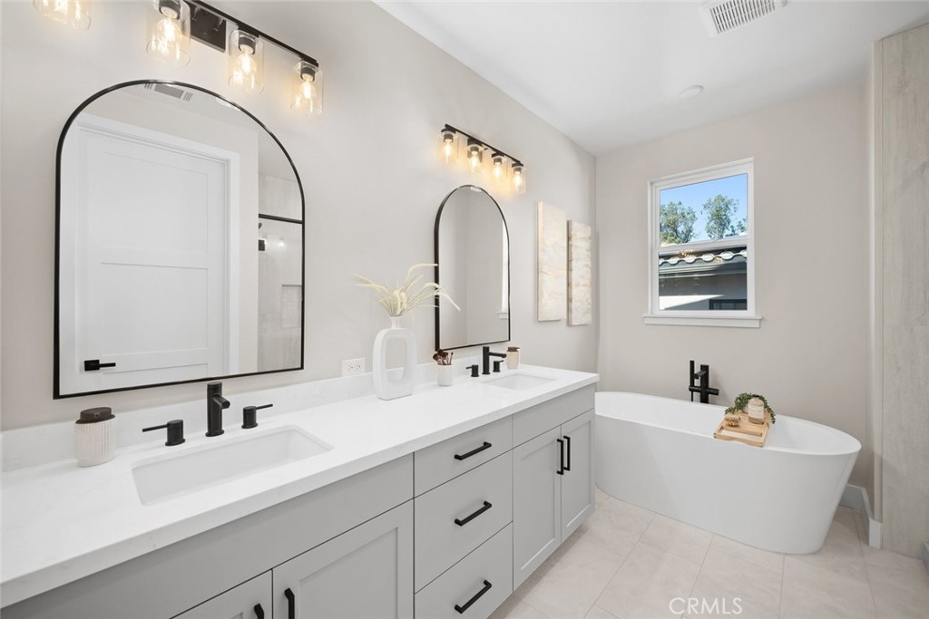 2732 Barcelona, Pismo Beach, CA 93449