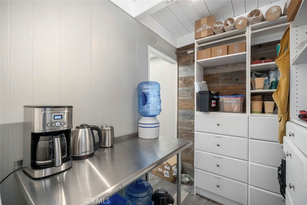 704 Main, Cambria, CA 93428