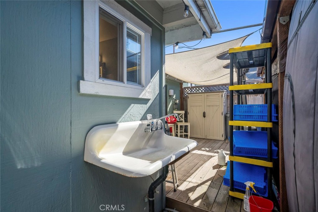 704 Main, Cambria, CA 93428