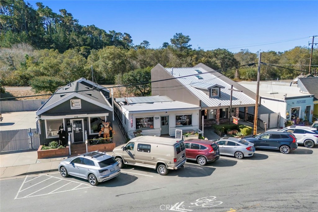 704 Main, Cambria, CA 93428