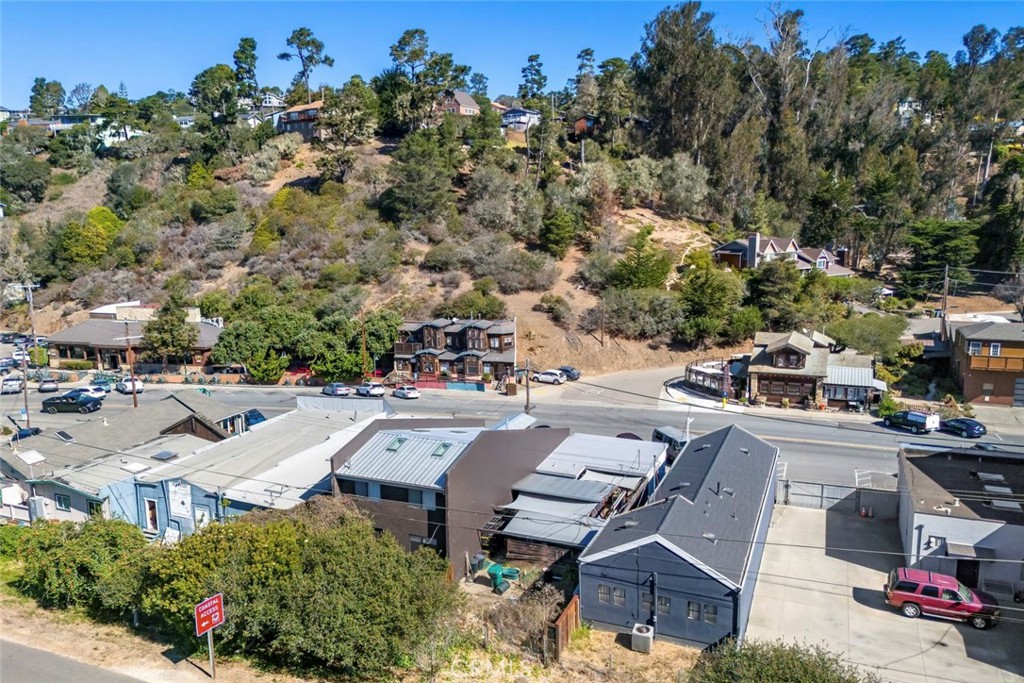 704 Main, Cambria, CA 93428