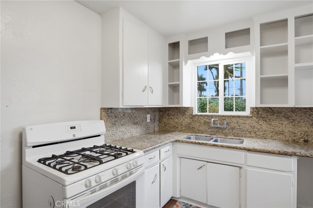 2728 Garrison St, Ceres, CA 95307