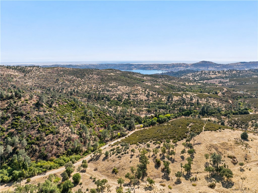 8321 Hunters Valley Rd, Mariposa, CA 95338