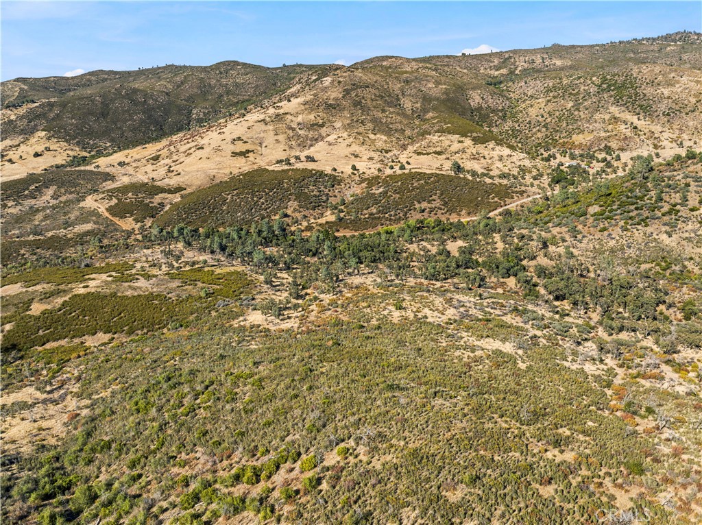 8321 Hunters Valley Rd, Mariposa, CA 95338