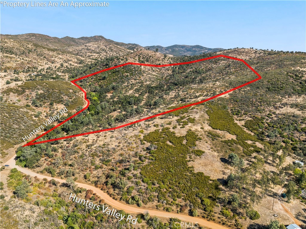 8321 Hunters Valley Rd, Mariposa, CA 95338