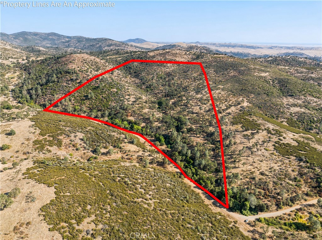 8321 Hunters Valley Rd, Mariposa, CA 95338
