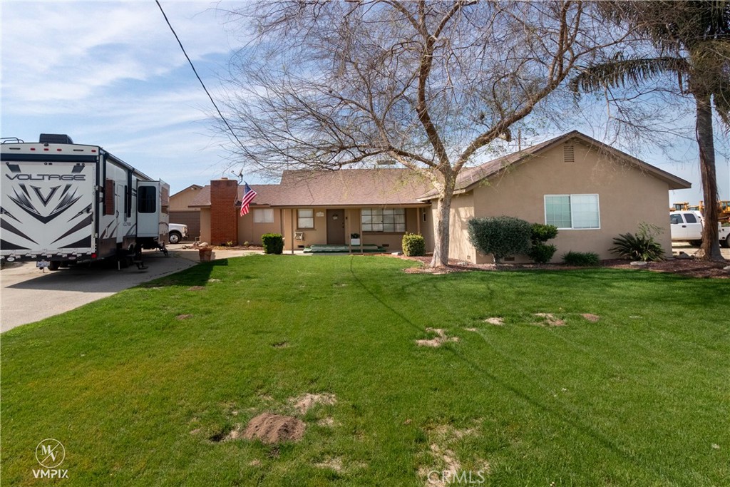 11697 Melcher Rd, Mcfarland, CA 93250