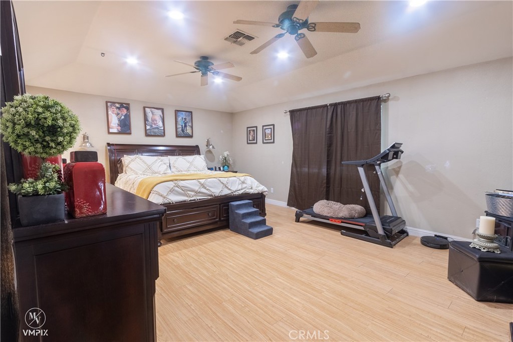 11697 Melcher Rd, Mcfarland, CA 93250