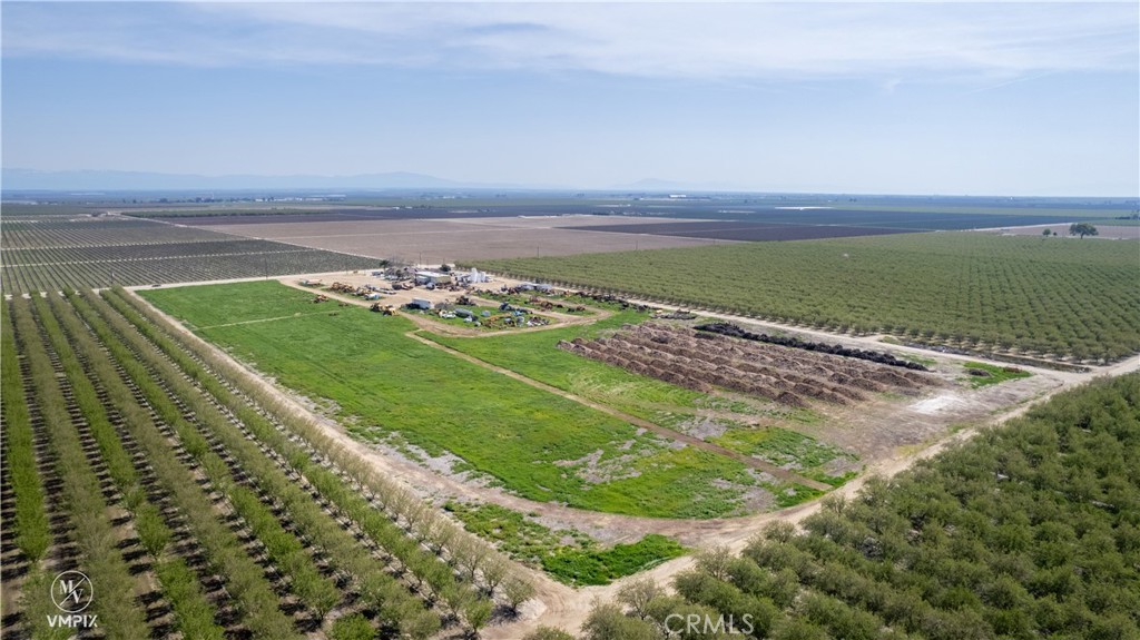 11697 Melcher Rd, Mcfarland, CA 93250