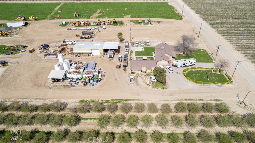 11697 Melcher Rd, Mcfarland, CA 93250