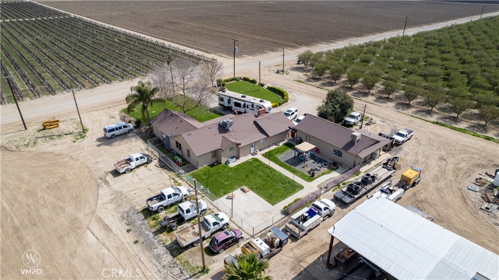11697 Melcher Rd, Mcfarland, CA 93250