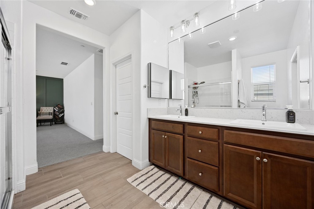 3310 Spruce Park Way, Shafter, CA 93263