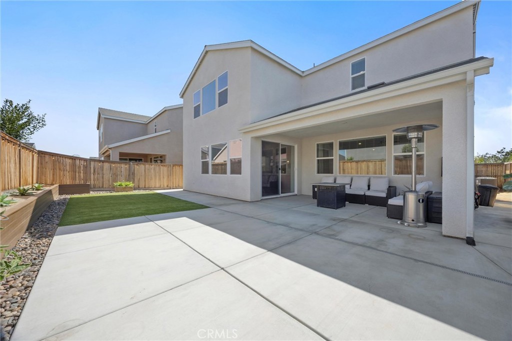 3310 Spruce Park Way, Shafter, CA 93263