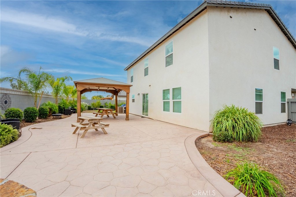 2104 Redding Way, Atwater, CA 95301