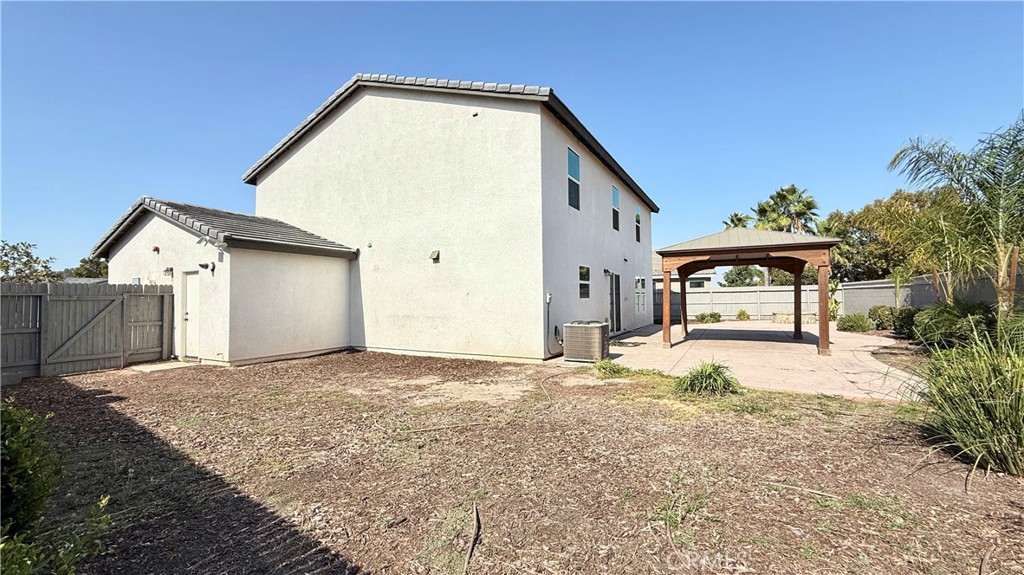 2104 Redding Way, Atwater, CA 95301