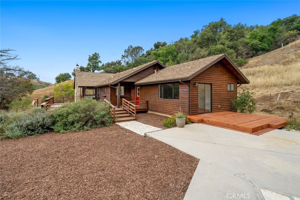 3265 Cypress Mountain Rd, Templeton, CA 93465