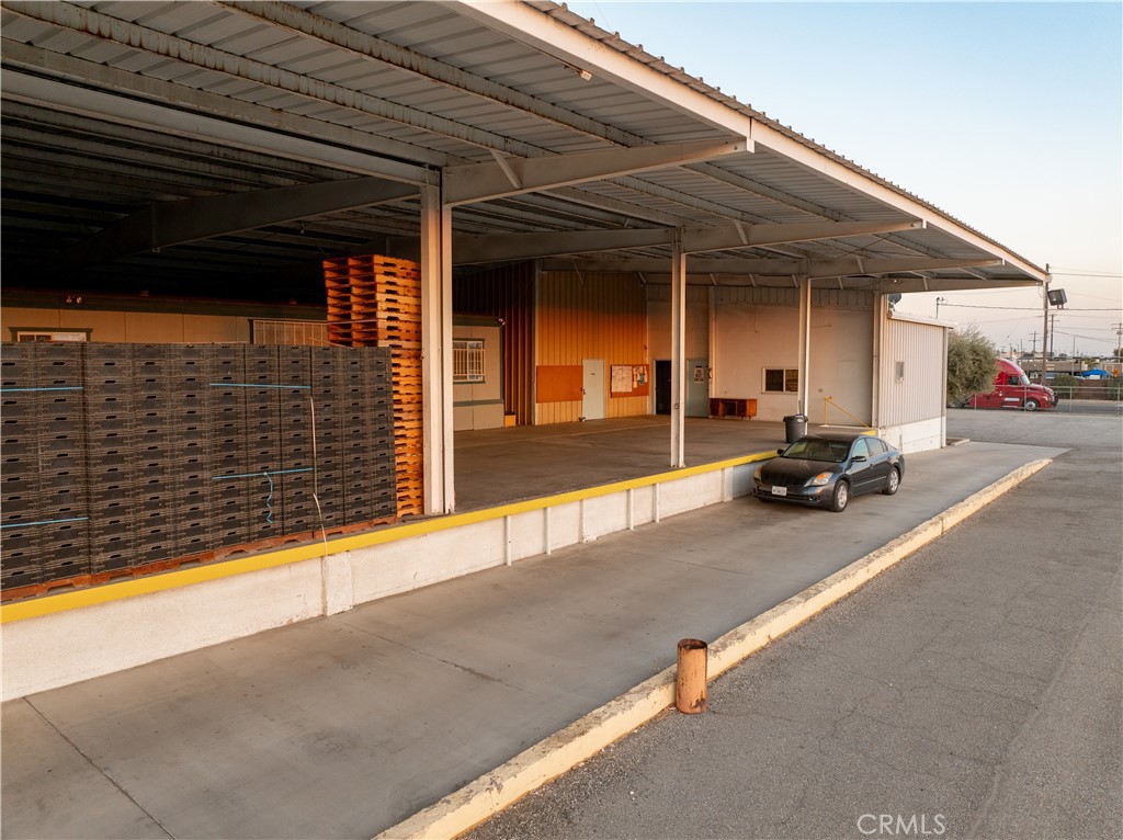 1302 Glenwood St, Delano, CA 93215