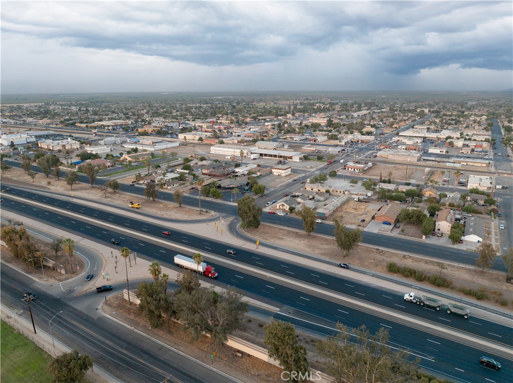 1302 Glenwood St, Delano, CA 93215