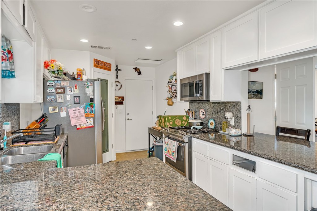 17225 Custer, Dos Palos, CA 93620