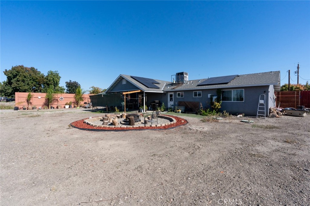 17225 Custer, Dos Palos, CA 93620