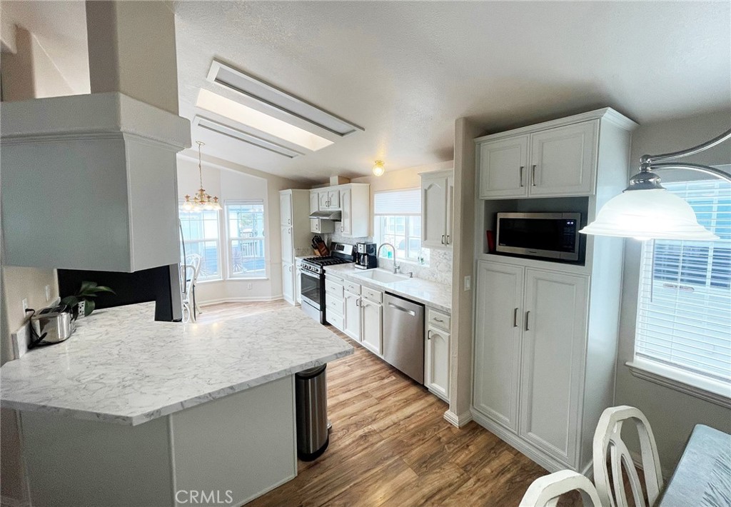 1537 White Pine #48, Morro Bay, CA 93442