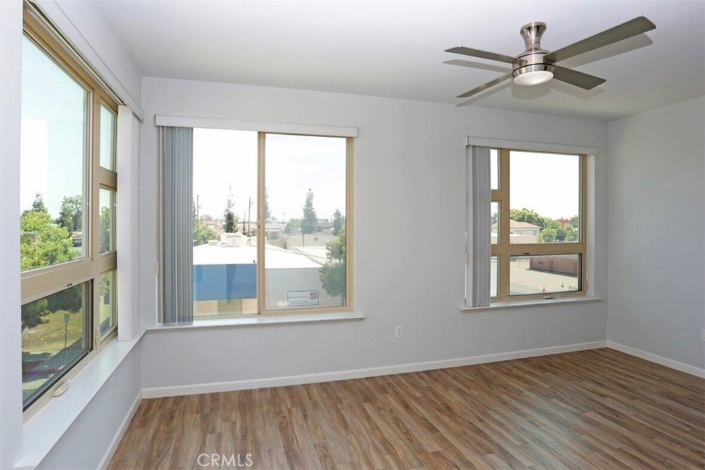 1759 Fulton, Fresno, CA 93721