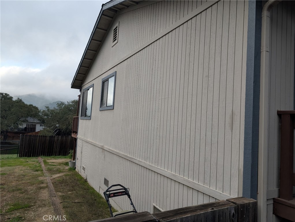 1944 Brook Ln, Paso Robles, CA 93446